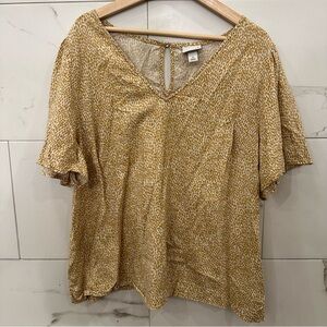 Women’s plus size short sleeve blouse leopard print